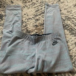 Nike striped leggings